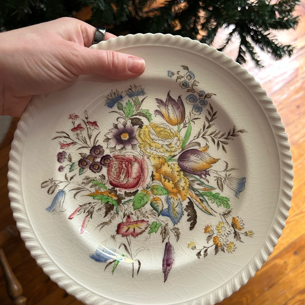 Vintage Floral Patterned Plate